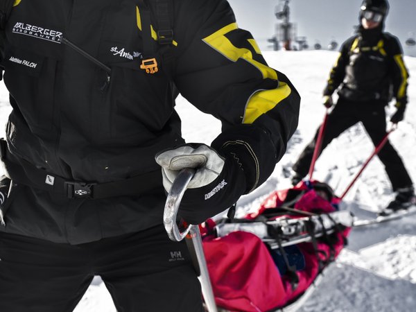 Pistenhelfer (m/w) Pistenhelfer (m/w)