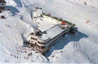 Rebuid of the Galzigbahn and the restaurant at the Galzig